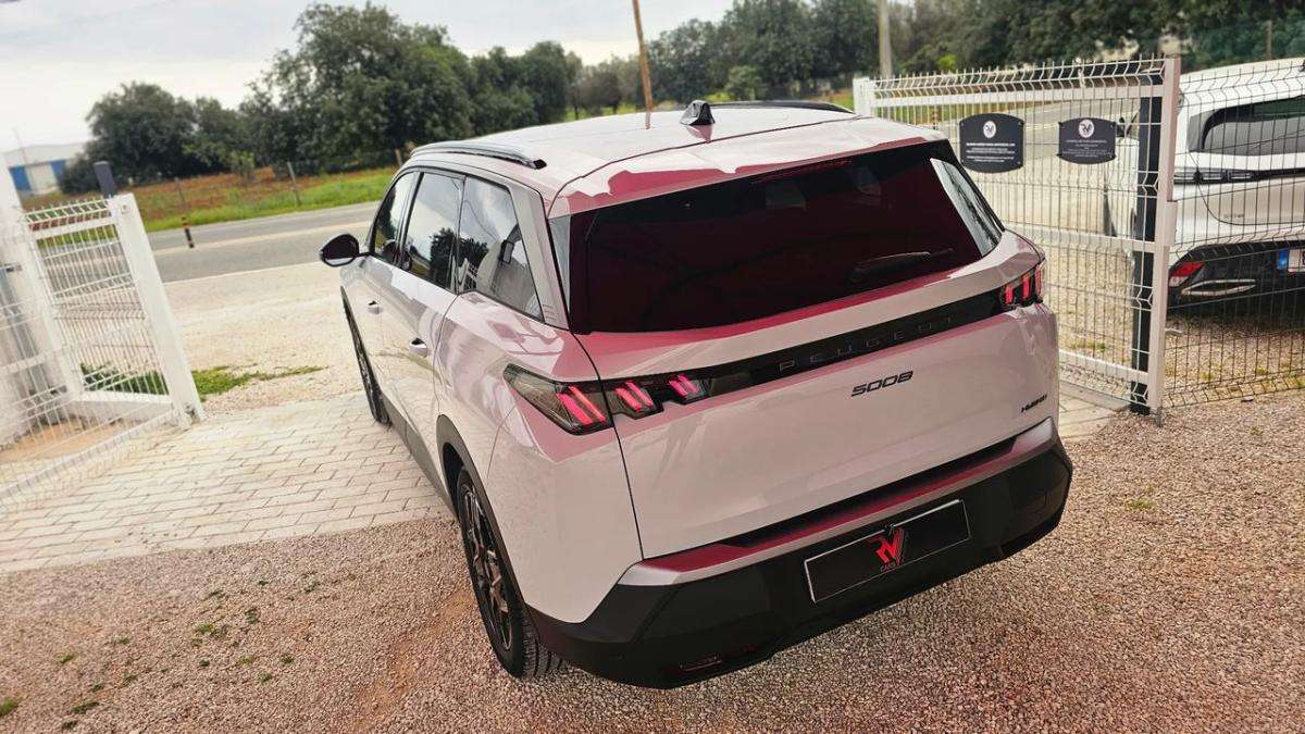 peugeot-5008-2025-gasolina-1199cc