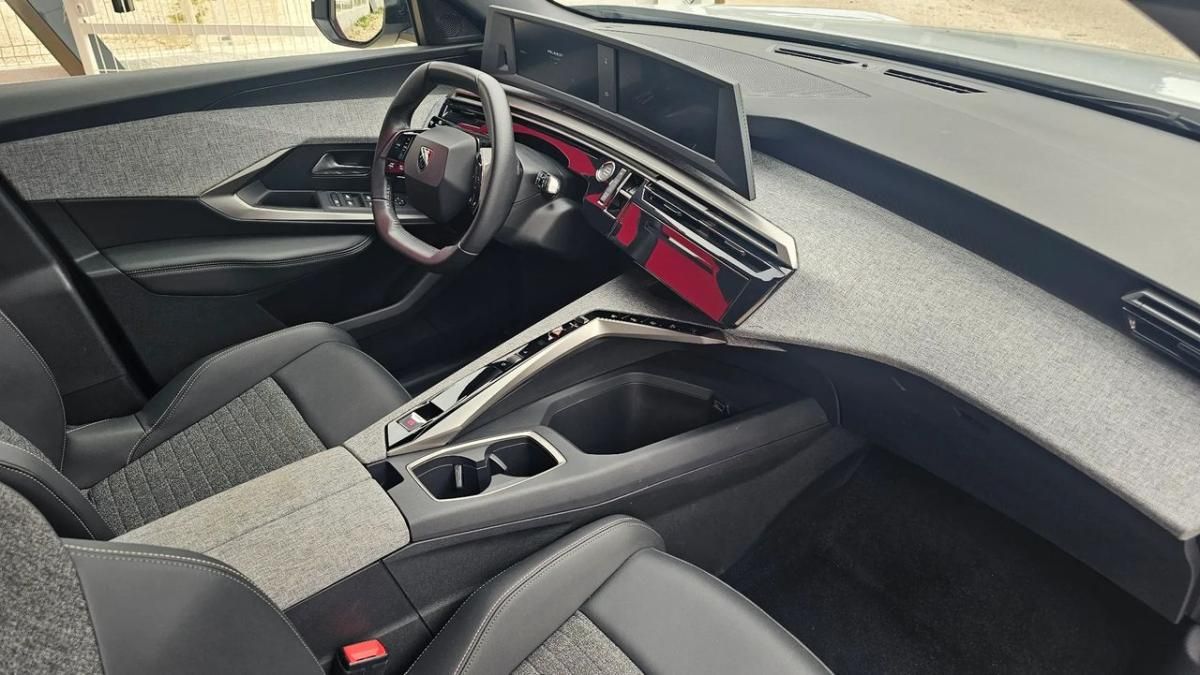 peugeot-5008-2025-gasolina-1199cc