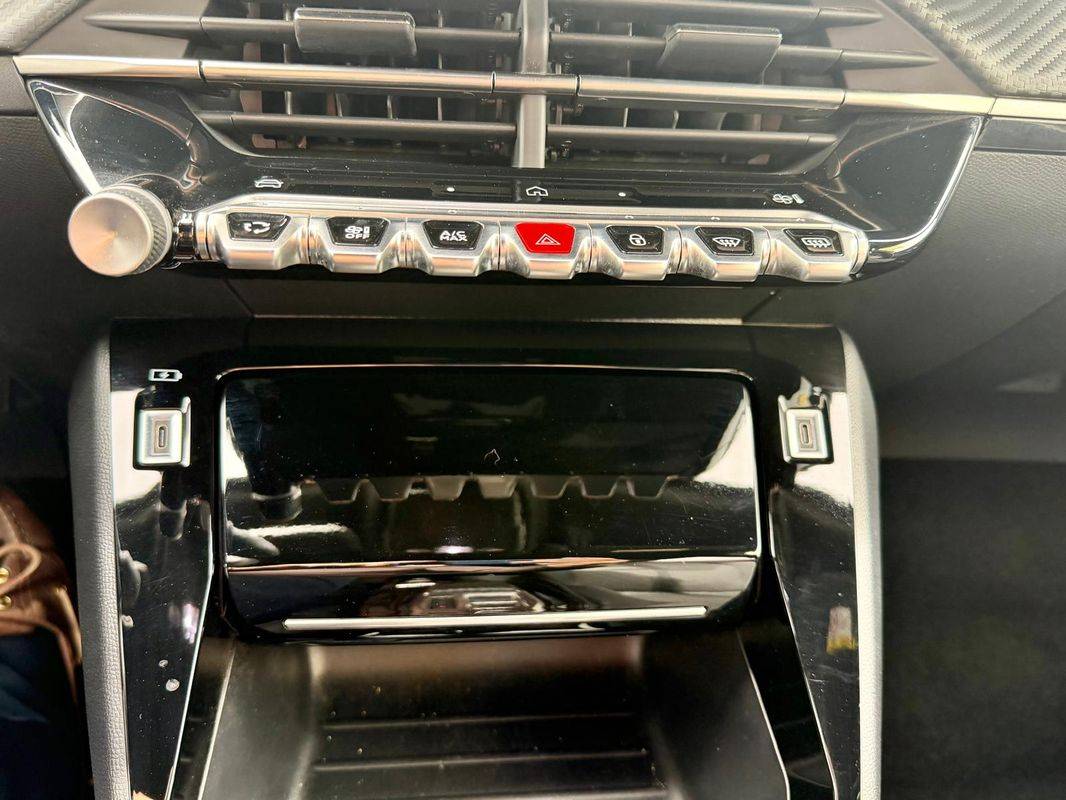 peugeot-2008-2025-gasolina-1199cc