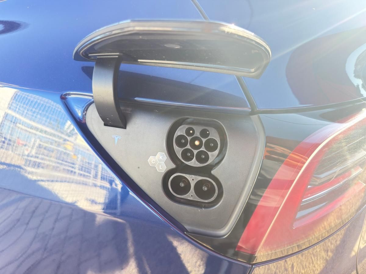 tesla-model-y-2023-eletrico-0cc
