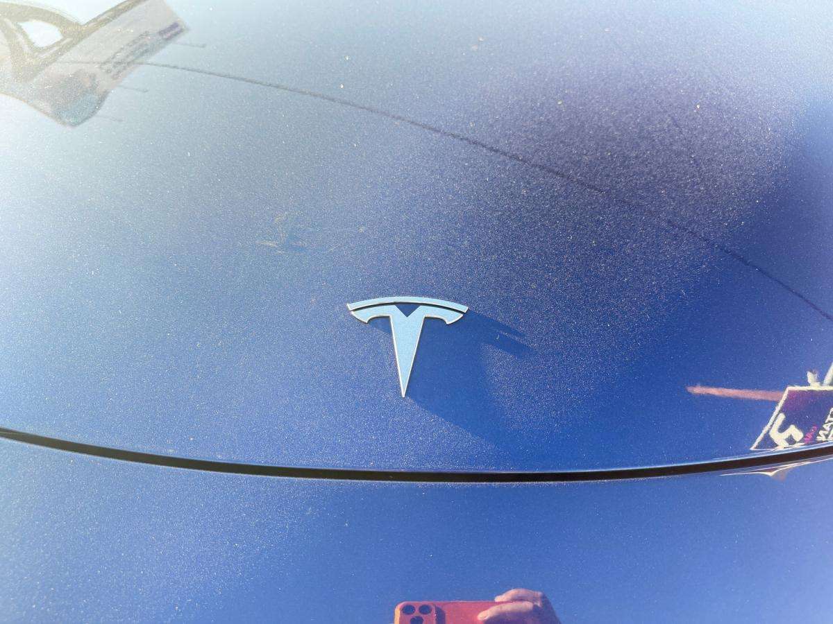 tesla-model-y-2023-eletrico-0cc