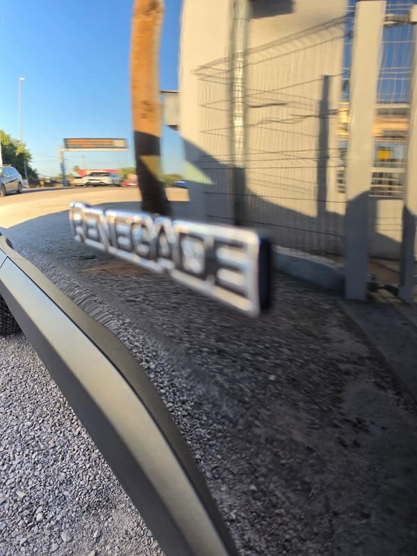 jeep-renegade-2023-hibrido-a-gasolina-1332cc