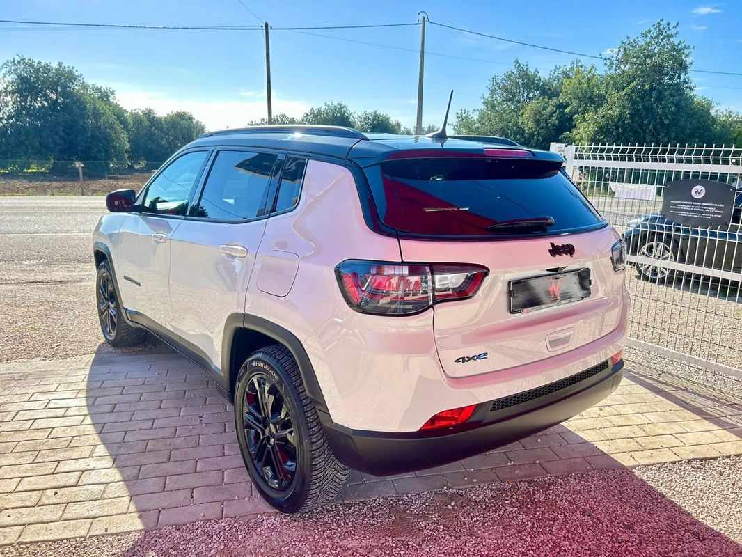 jeep-compass-2022-hibrido-a-gasolina-1332cc
