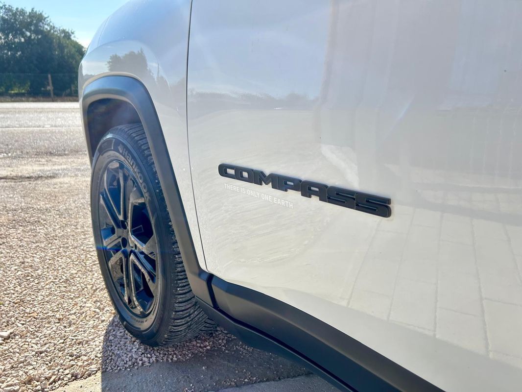 jeep-compass-2022-hibrido-a-gasolina-1332cc