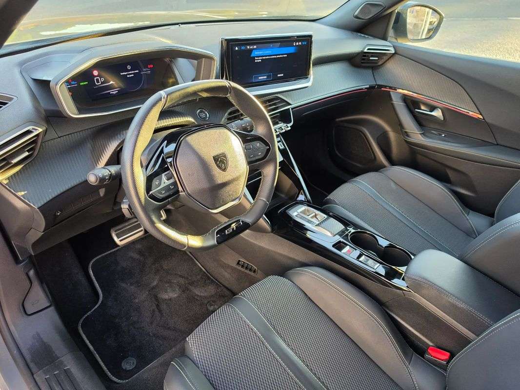 peugeot-2008-2025-eletrico-0cc