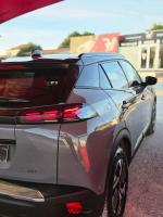 peugeot-2008-2025-eletrico-0cc