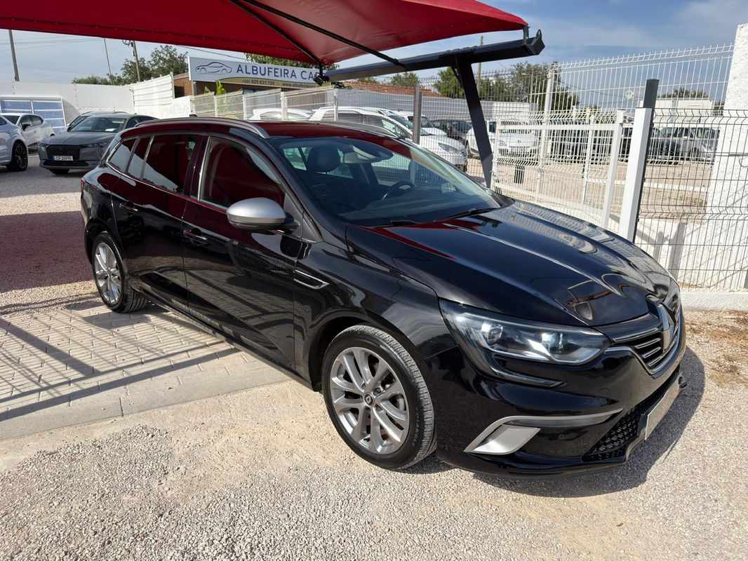 renault-megane-sport-tourer-2018-diesel-1461cc