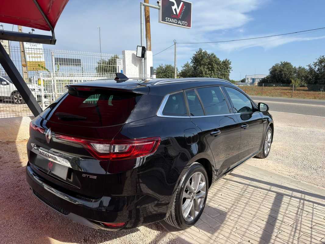 renault-megane-sport-tourer-2018-diesel-1461cc
