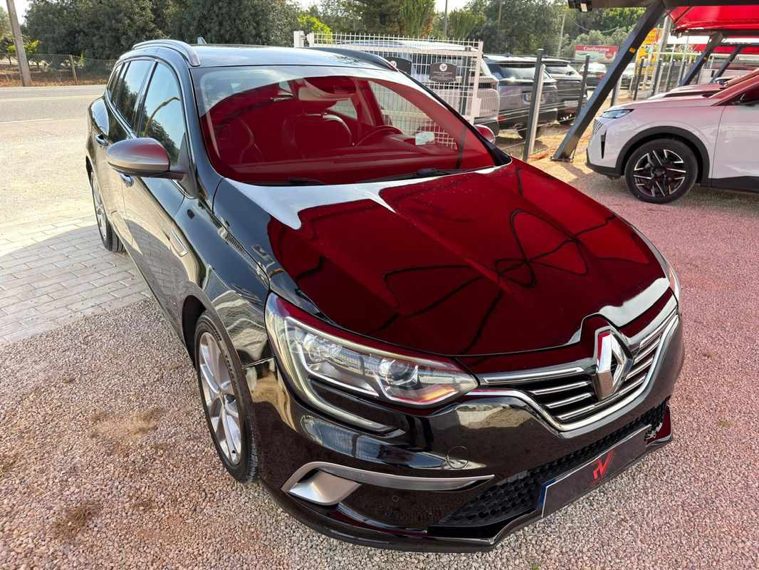 renault-megane-sport-tourer-2018-diesel-1461cc