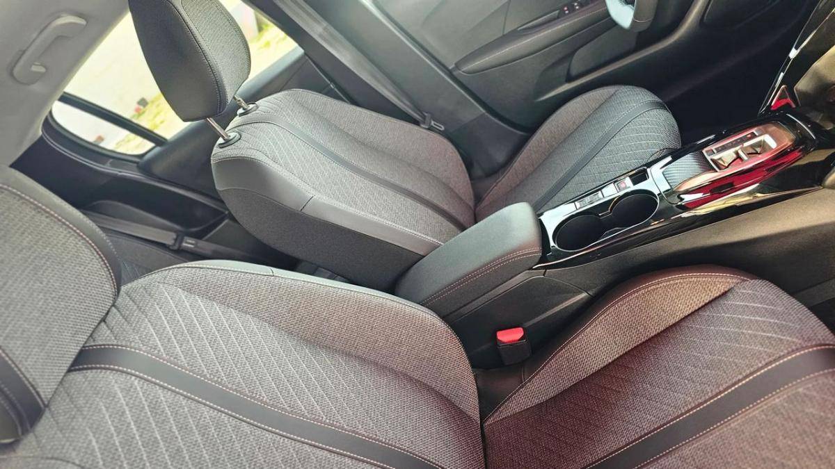 peugeot-208-2024-gasolina-1199cc