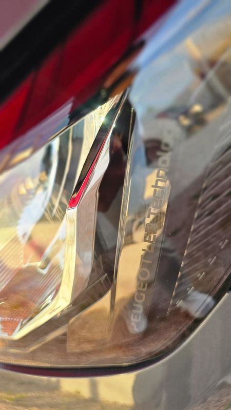 peugeot-208-2024-gasolina-1199cc