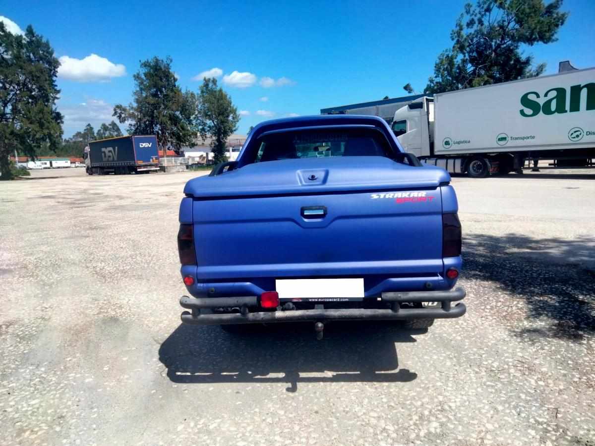 mitsubishi-l200-2-5-awd-1997-diesel-2477cc
