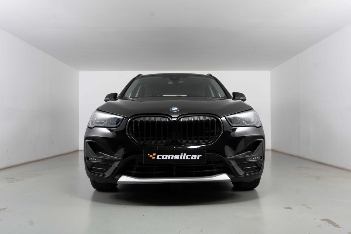 bmw-x1-2021-hibrido-a-gasolina-1499cc