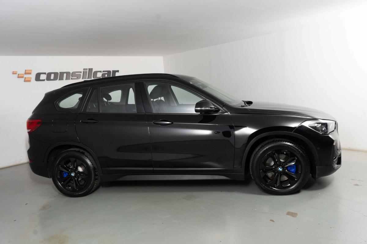 bmw-x1-2021-hibrido-a-gasolina-1499cc