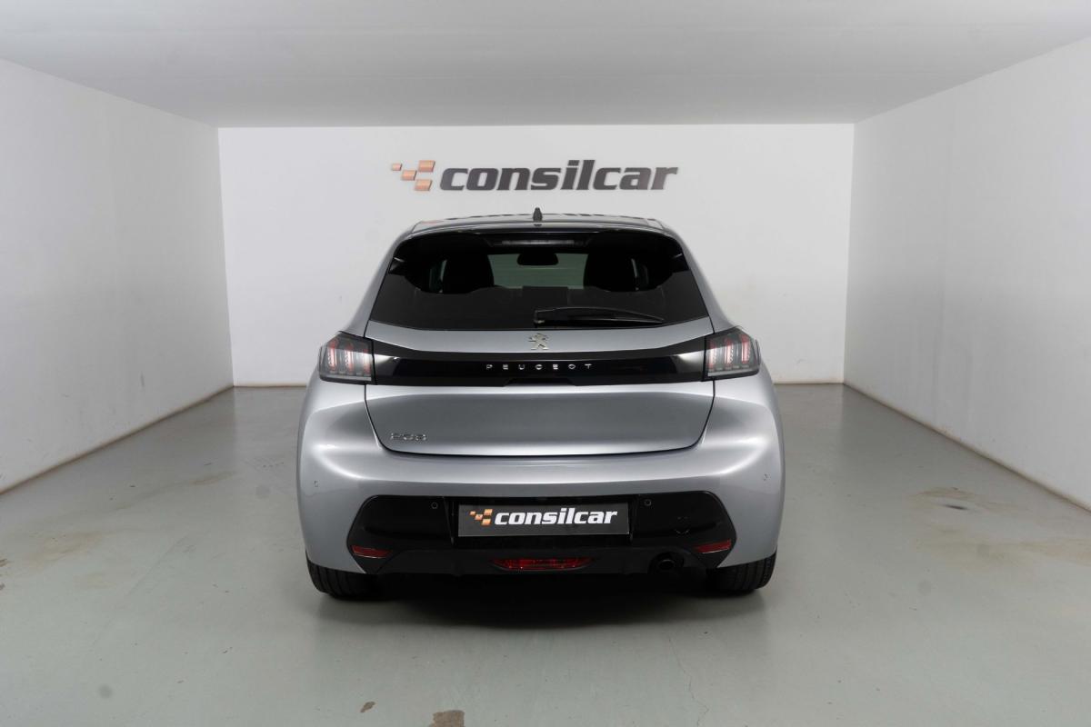 peugeot-208-2023-gasolina-1199cc