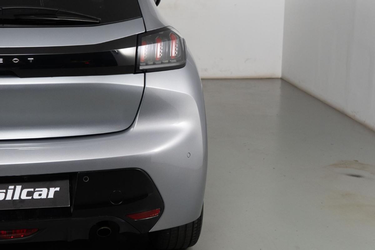 peugeot-208-2023-gasolina-1199cc