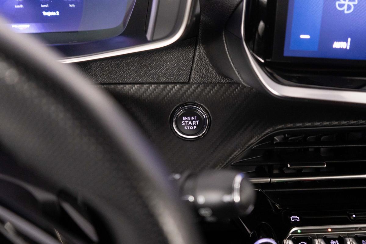 peugeot-2008-2024-gasolina-1199cc
