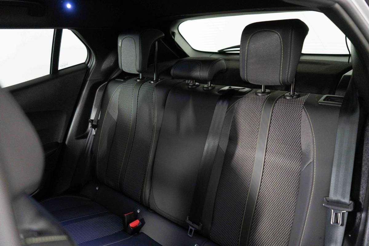 peugeot-2008-2024-gasolina-1199cc