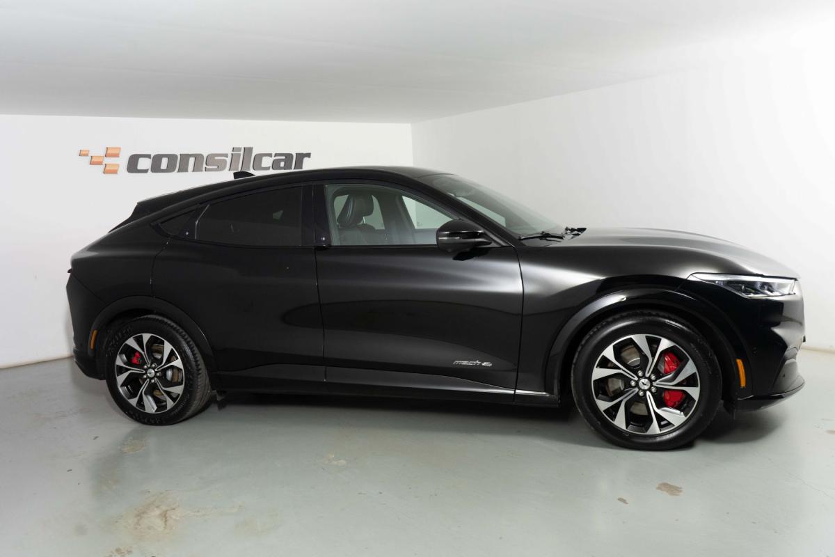 ford-mustang-2023-eletrico-0cc