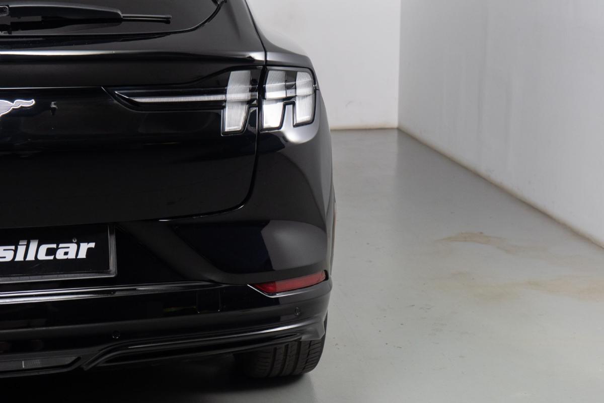 ford-mustang-2023-eletrico-0cc