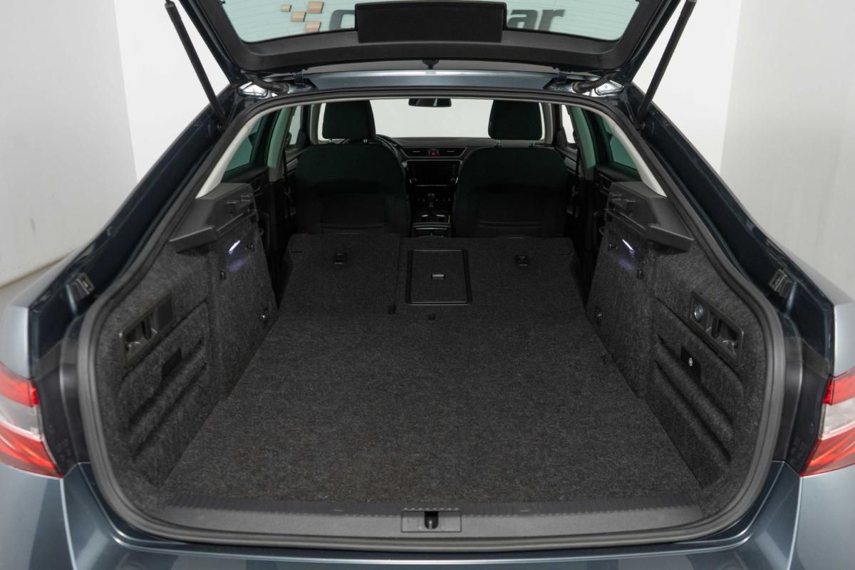 skoda-superb-2020-hibrido-a-gasolina-1395cc