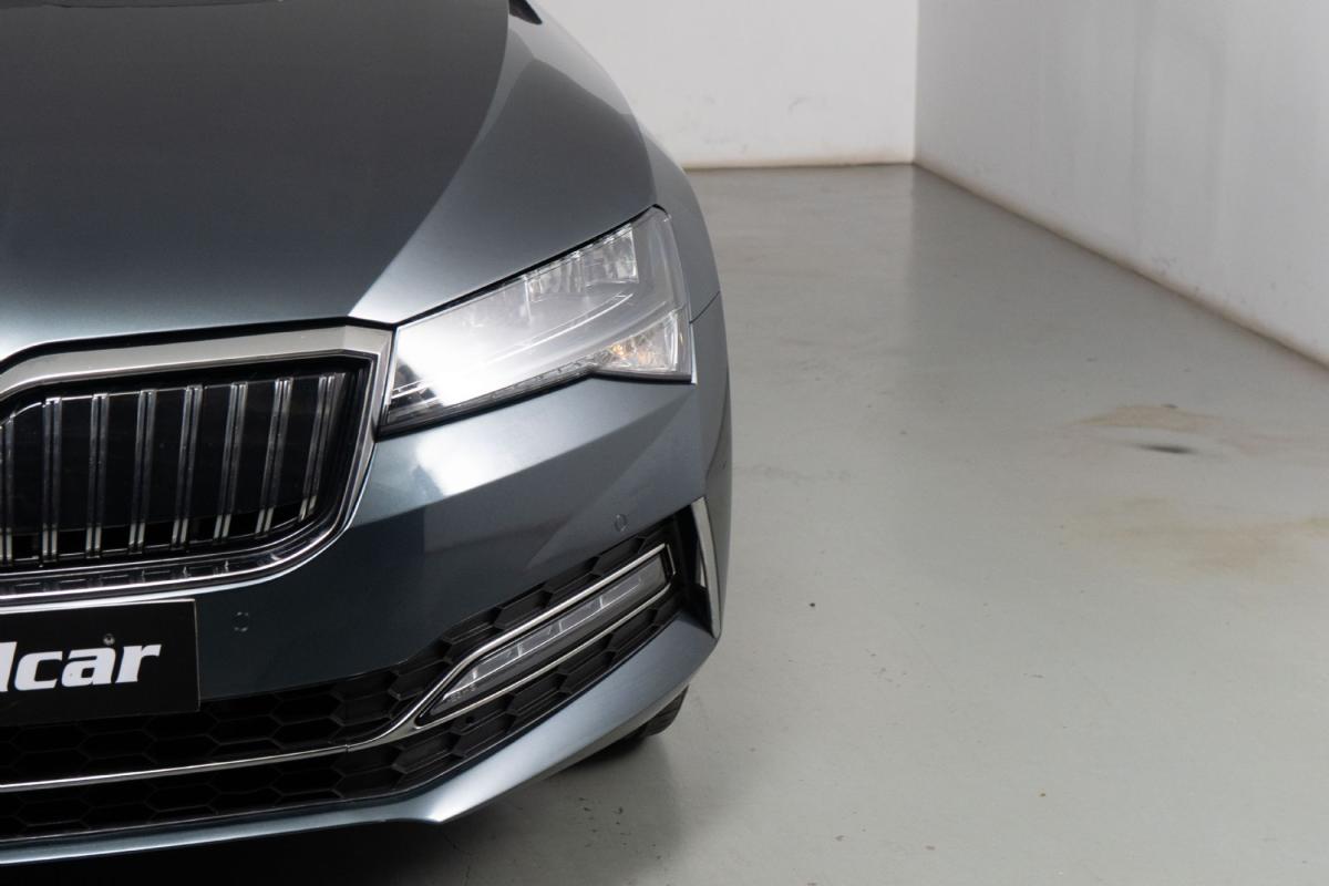 skoda-superb-2020-hibrido-a-gasolina-1395cc