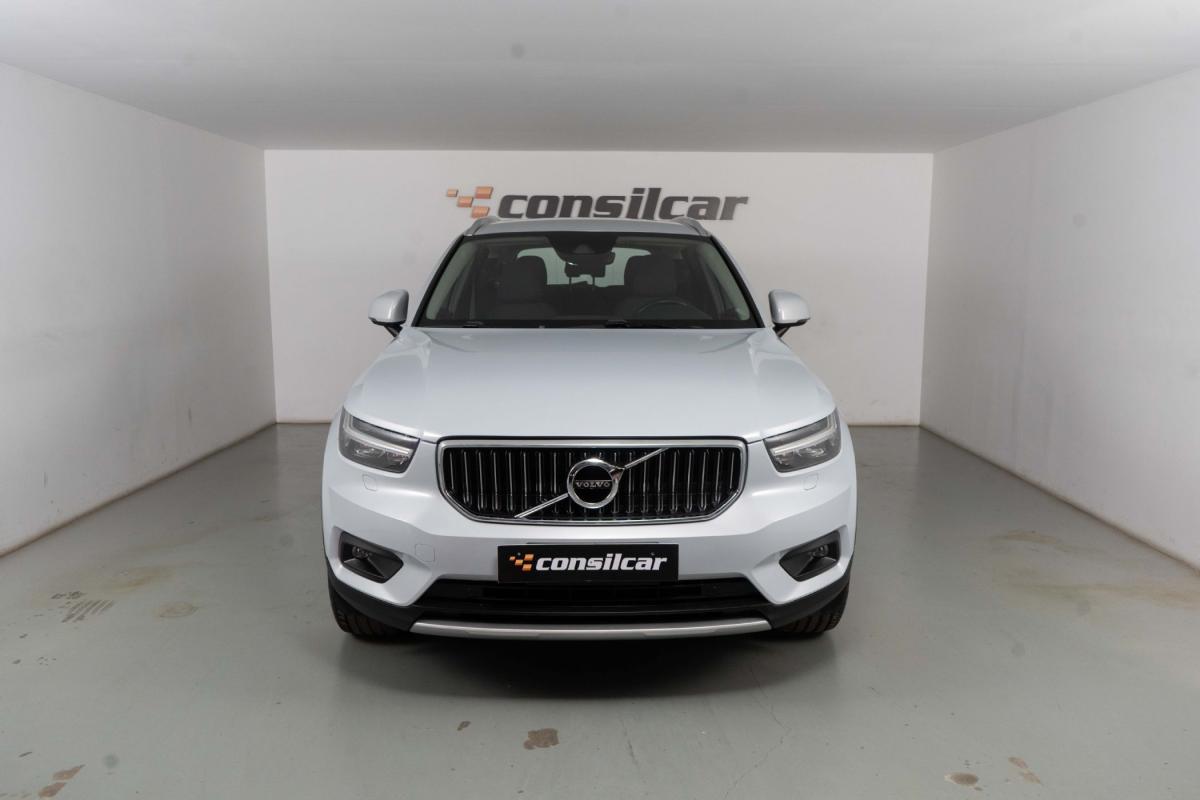volvo-xc40-2022-hibrido-a-gasolina-1477cc