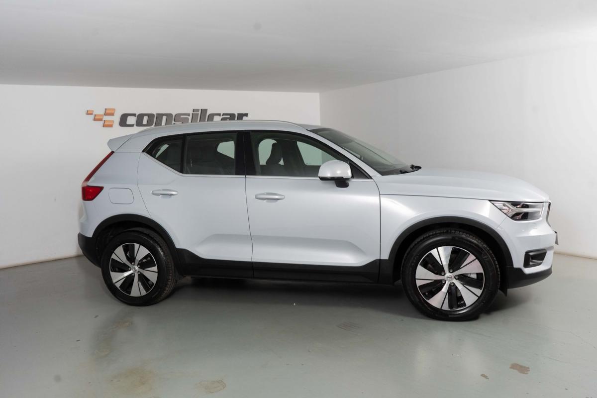volvo-xc40-2022-hibrido-a-gasolina-1477cc