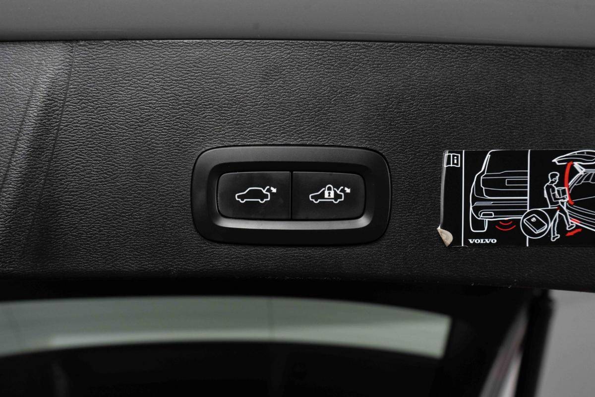 volvo-xc40-2022-hibrido-a-gasolina-1477cc