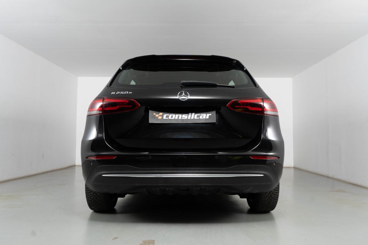 mercedes-benz-classe-b-2022-hibrido-a-gasolina-1332cc