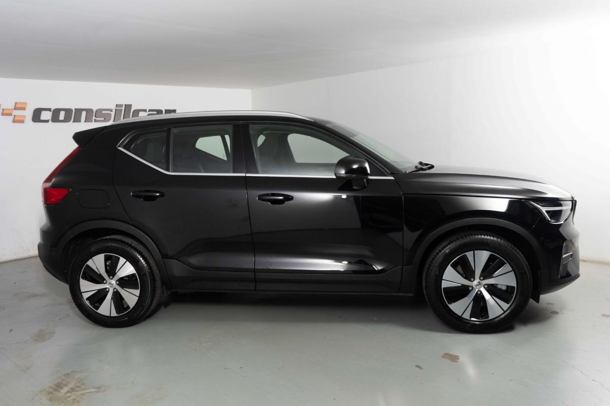 volvo-xc40-2023-hibrido-a-gasolina-1477cc