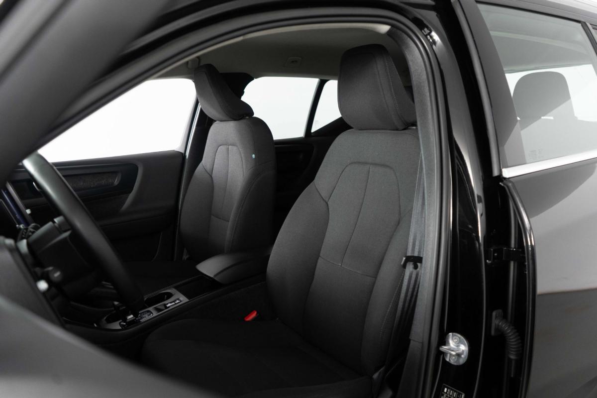 volvo-xc40-2023-hibrido-a-gasolina-1477cc