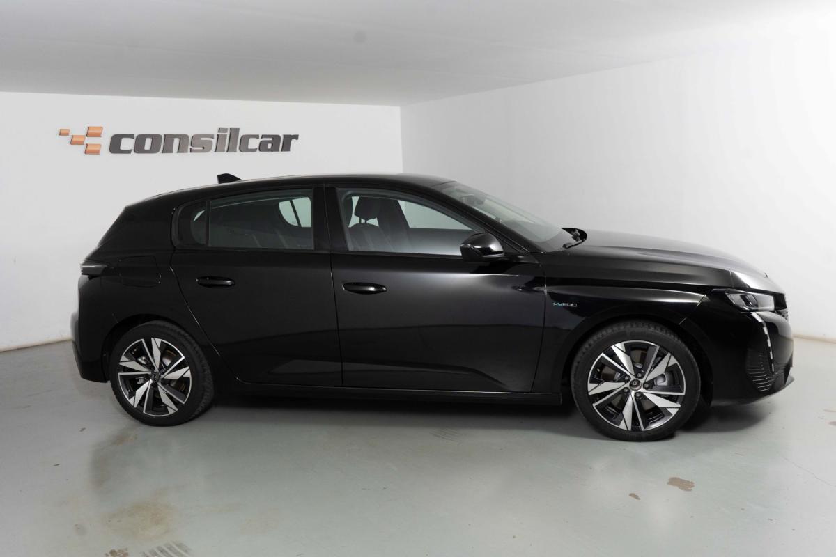 peugeot-308-2023-hibrido-a-gasolina-1598cc