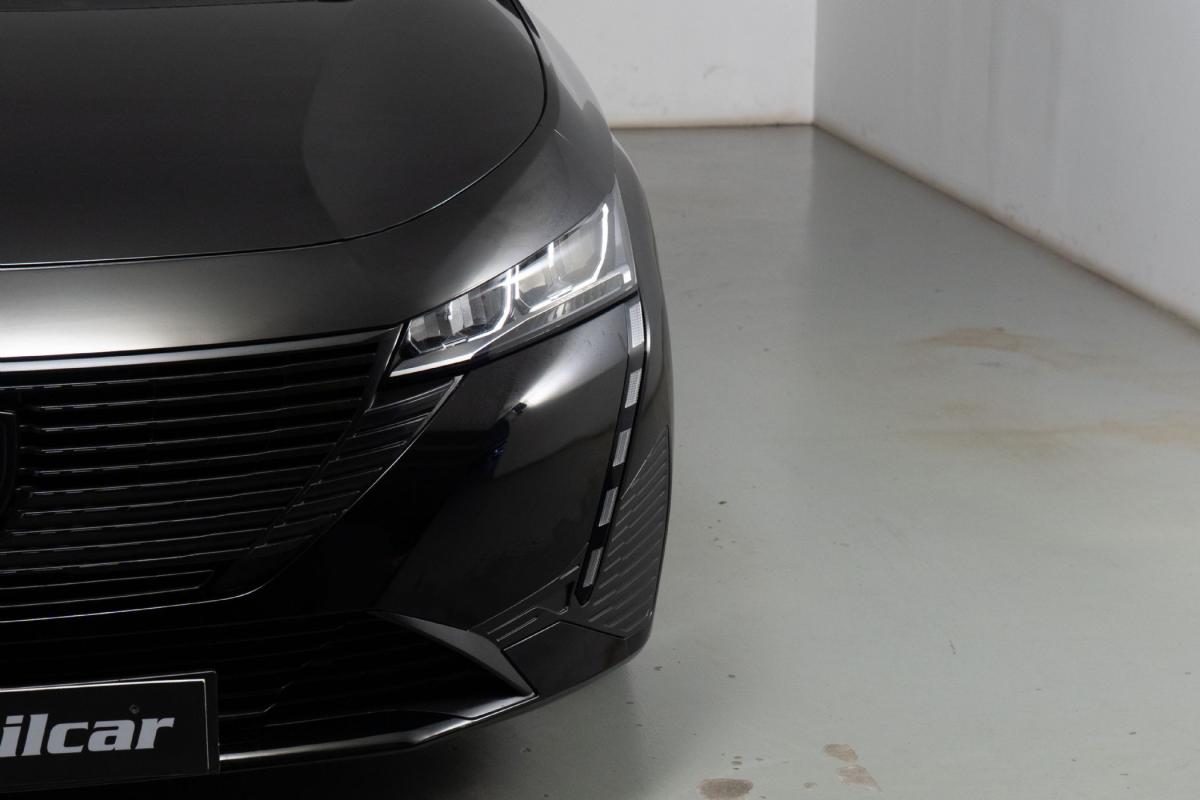 peugeot-308-2023-hibrido-a-gasolina-1598cc