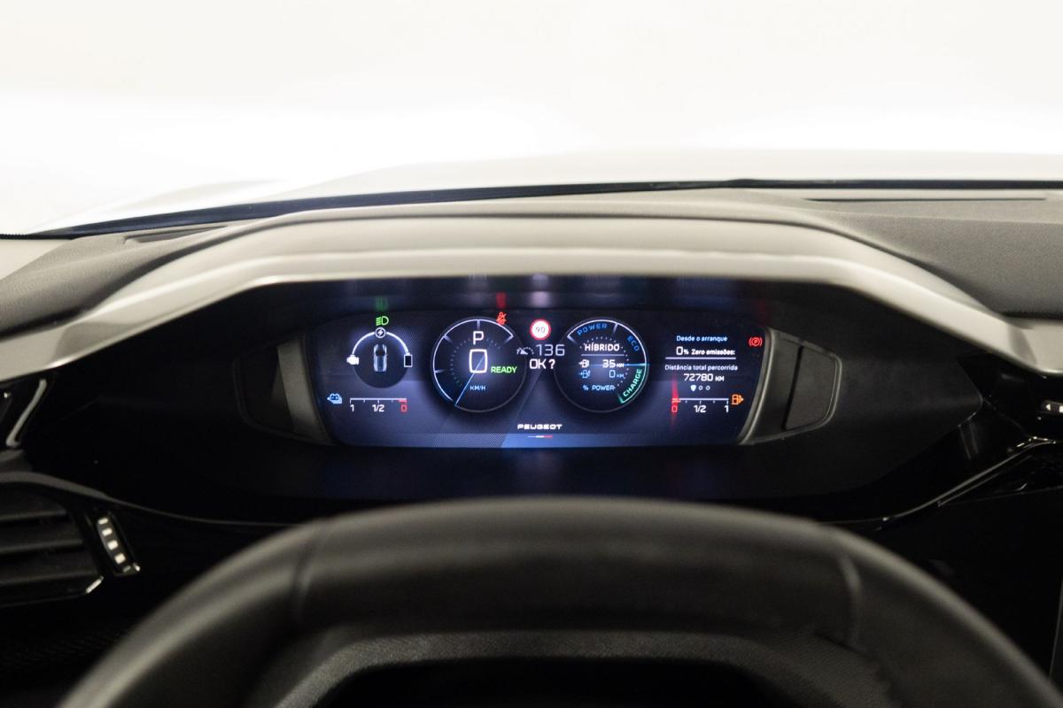 peugeot-308-2023-hibrido-a-gasolina-1598cc