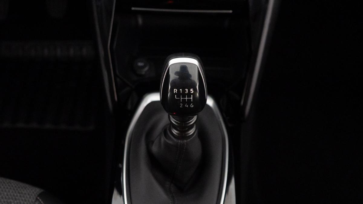 peugeot-208-2025-gasolina-1199cc
