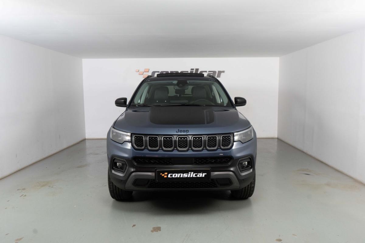 jeep-compass-2023-hibrido-a-gasolina-1332cc