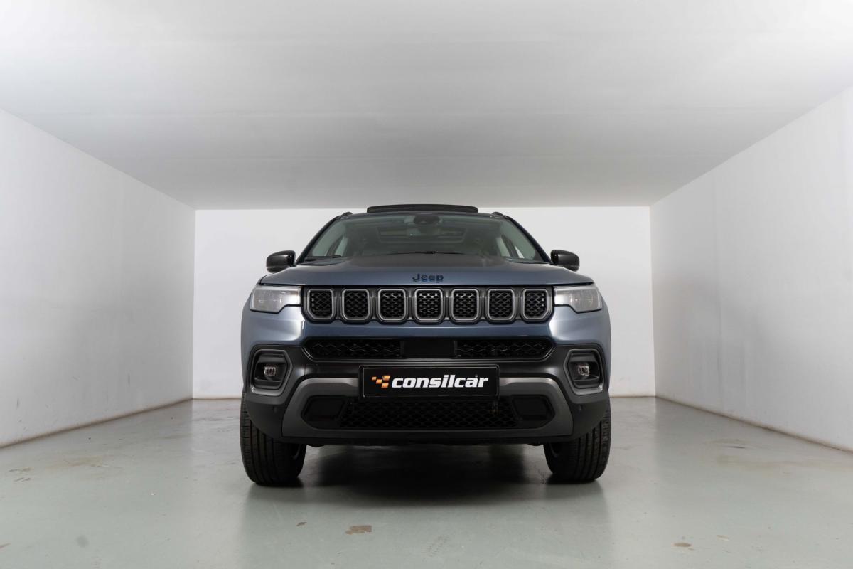 jeep-compass-2023-hibrido-a-gasolina-1332cc