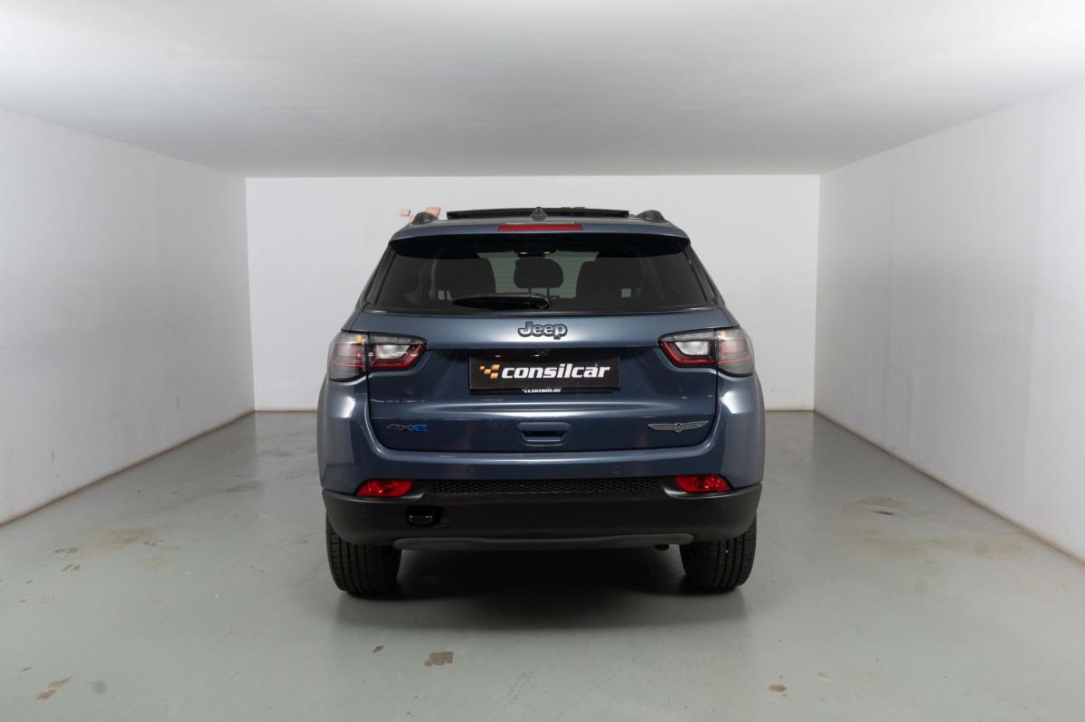 jeep-compass-2023-hibrido-a-gasolina-1332cc