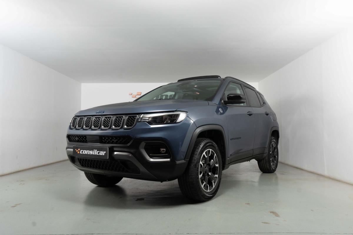 jeep-compass-2023-hibrido-a-gasolina-1332cc