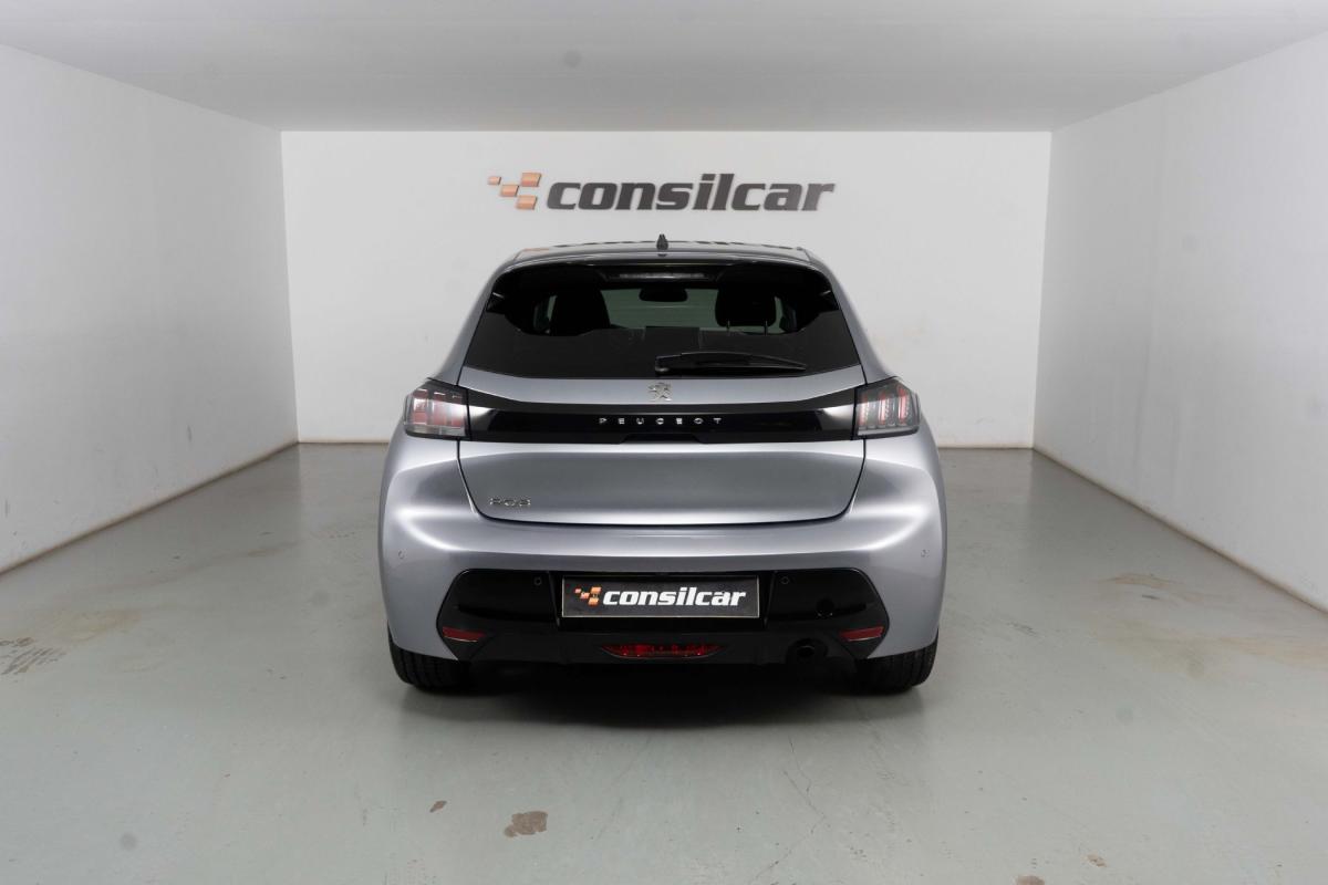 peugeot-208-2023-gasolina-1199cc