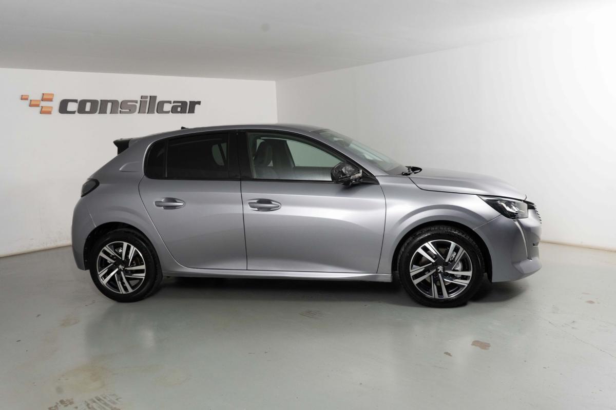 peugeot-208-2023-gasolina-1199cc