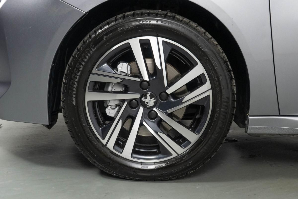 peugeot-208-2023-gasolina-1199cc