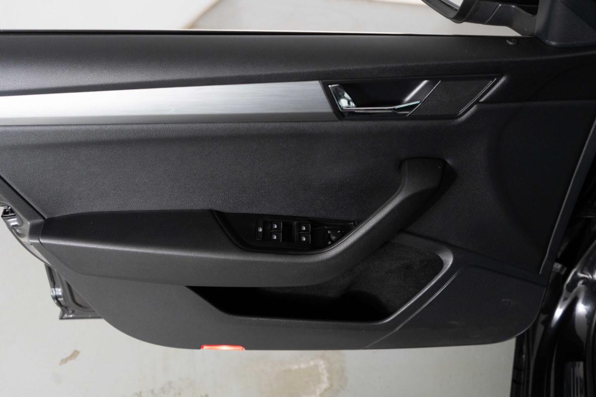 skoda-superb-2016-diesel-1968cc