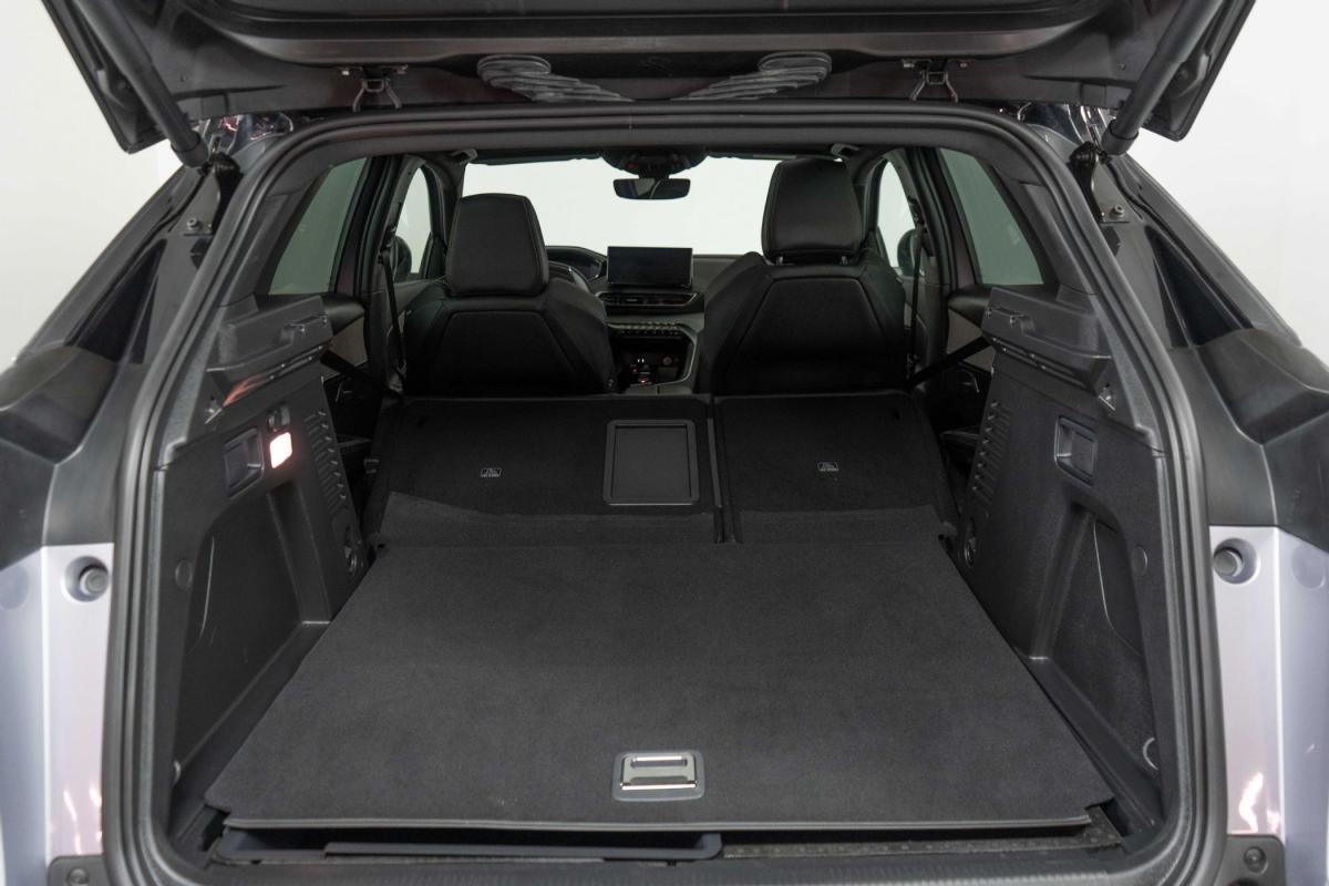 peugeot-3008-2023-hibrido-a-gasolina-1598cc