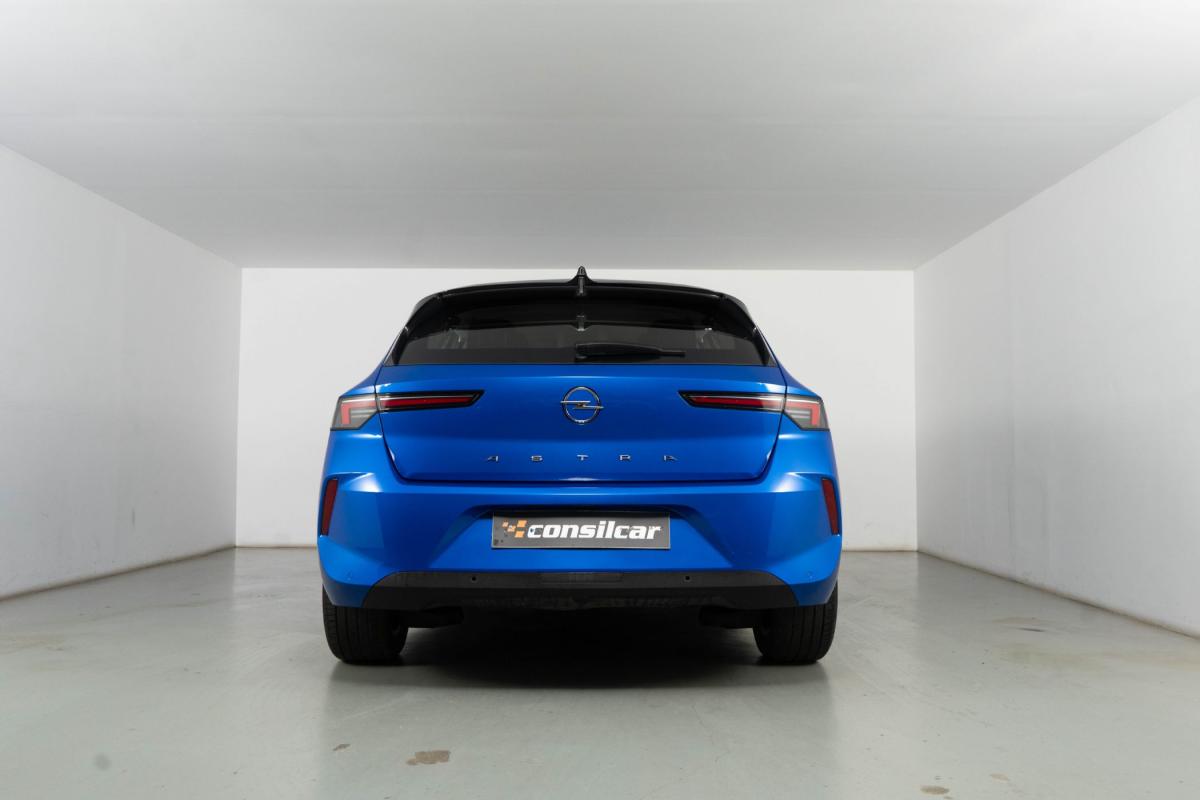 opel-astra-2023-gasolina-1199cc