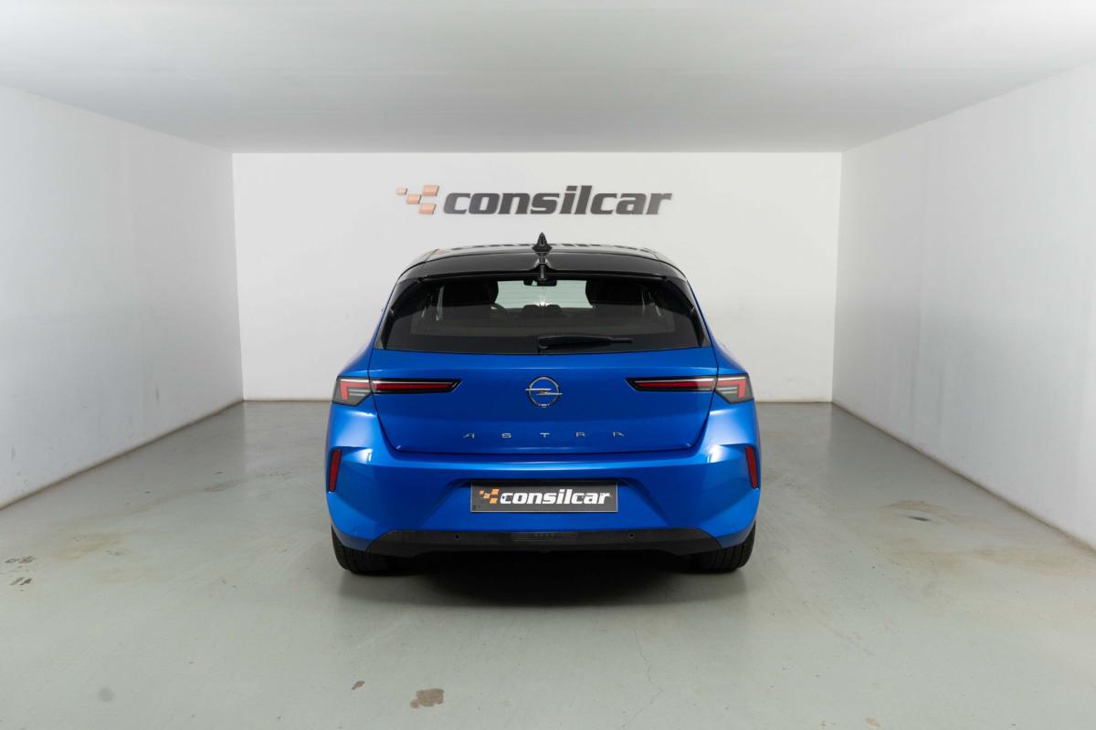 opel-astra-2023-gasolina-1199cc