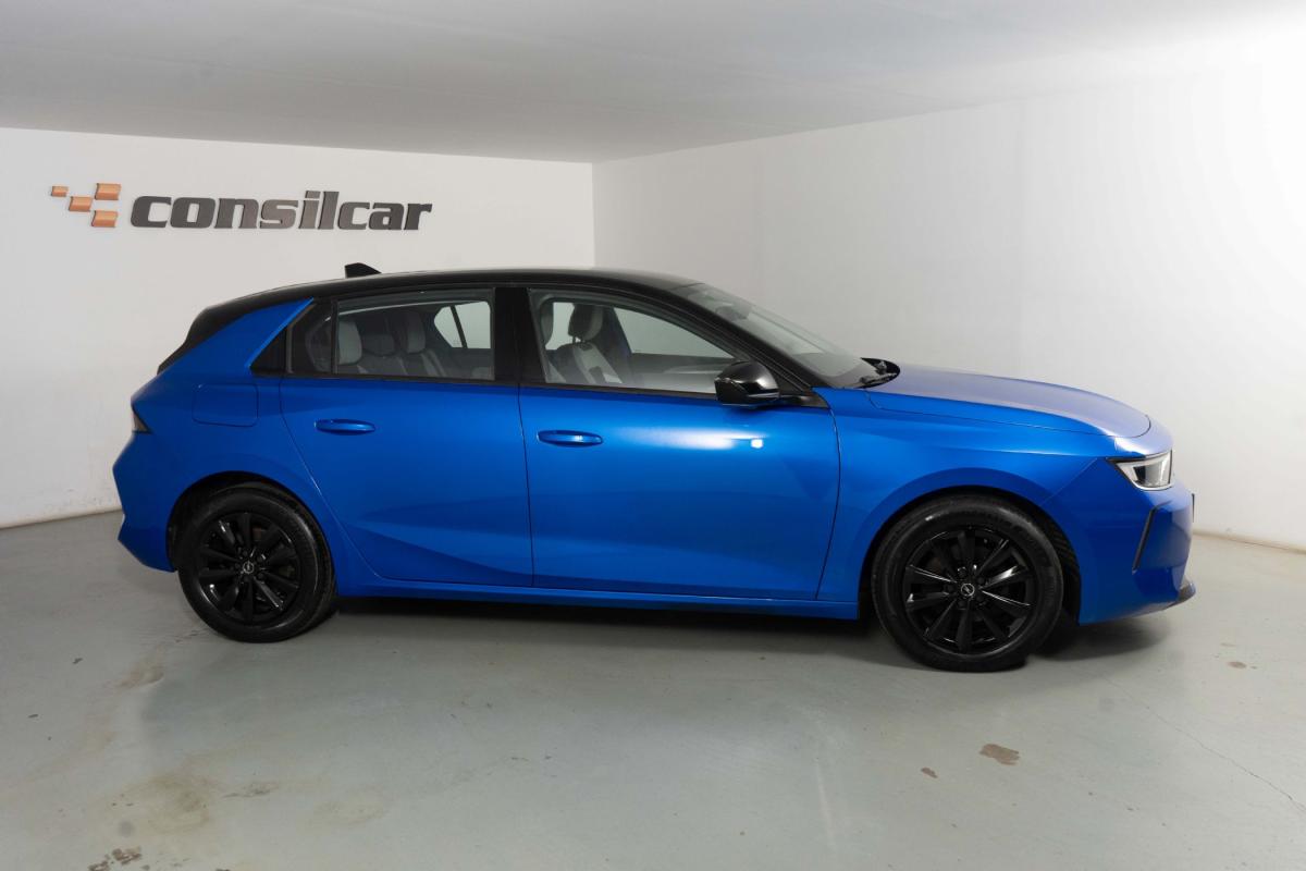 opel-astra-2023-gasolina-1199cc