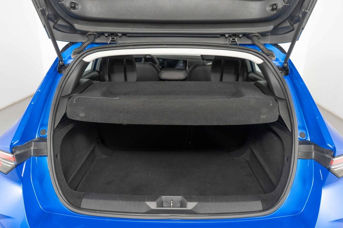 opel-astra-2023-gasolina-1199cc