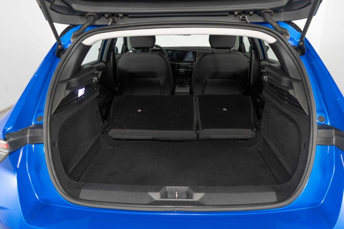 opel-astra-2023-gasolina-1199cc